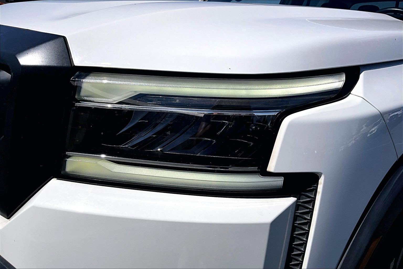 Used 2022 Nissan Frontier Pro-X RWD image 29