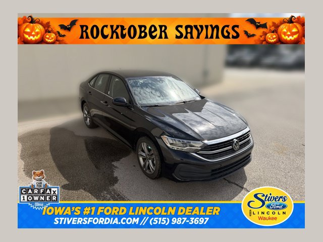 Used 2024 Volkswagen Jetta SE