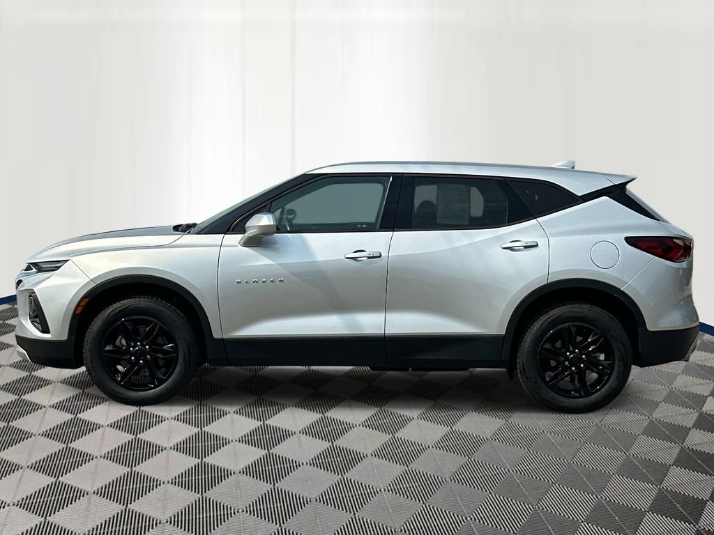 Used 2020 Chevrolet Blazer LT w/ LPO, Floor Liner Package FWD image 2