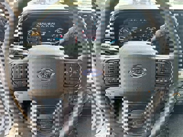 New 2025 Ford F550 4x4 SuperCab Super Duty image 20