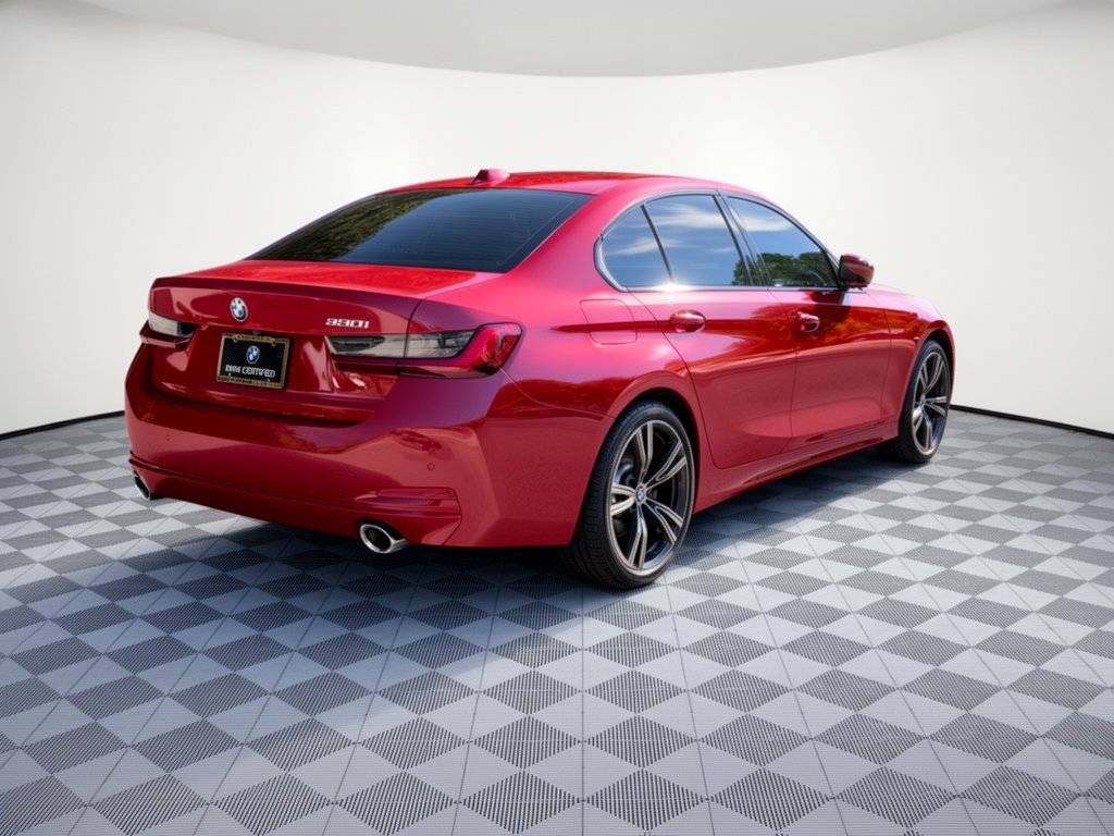 Certified 2023 BMW 330i Sedan w/ Driving Assistance Package RWD image 9