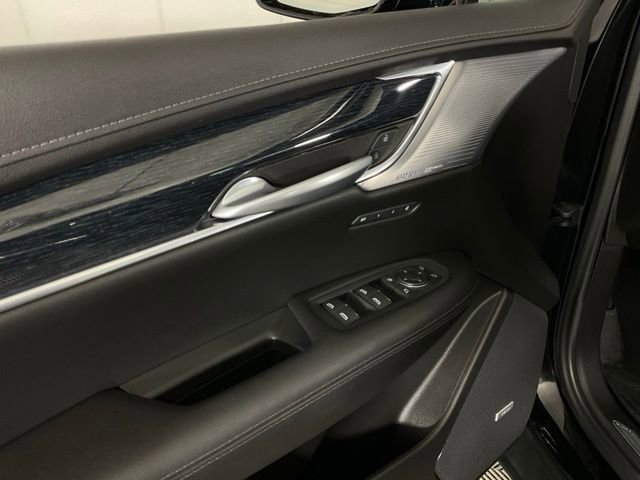 Used 2025 Cadillac XT5 Premium Luxury w/ Technology Package image 25
