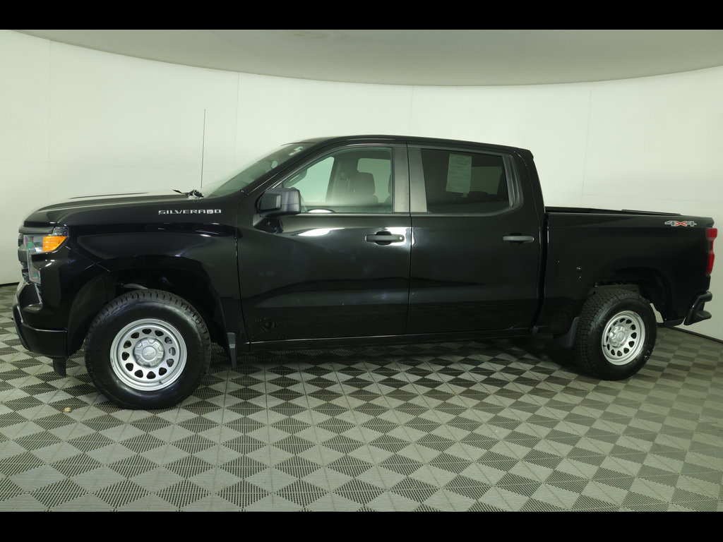 Used 2023 Chevrolet Silverado 1500 W/T w/ WT Value Package AWD/4WD image 12
