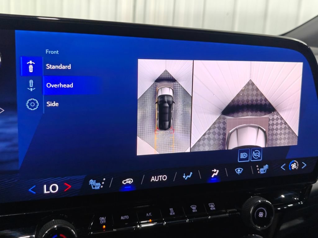 Used 2024 Chevrolet Blazer EV LT AWD/4WD image 55