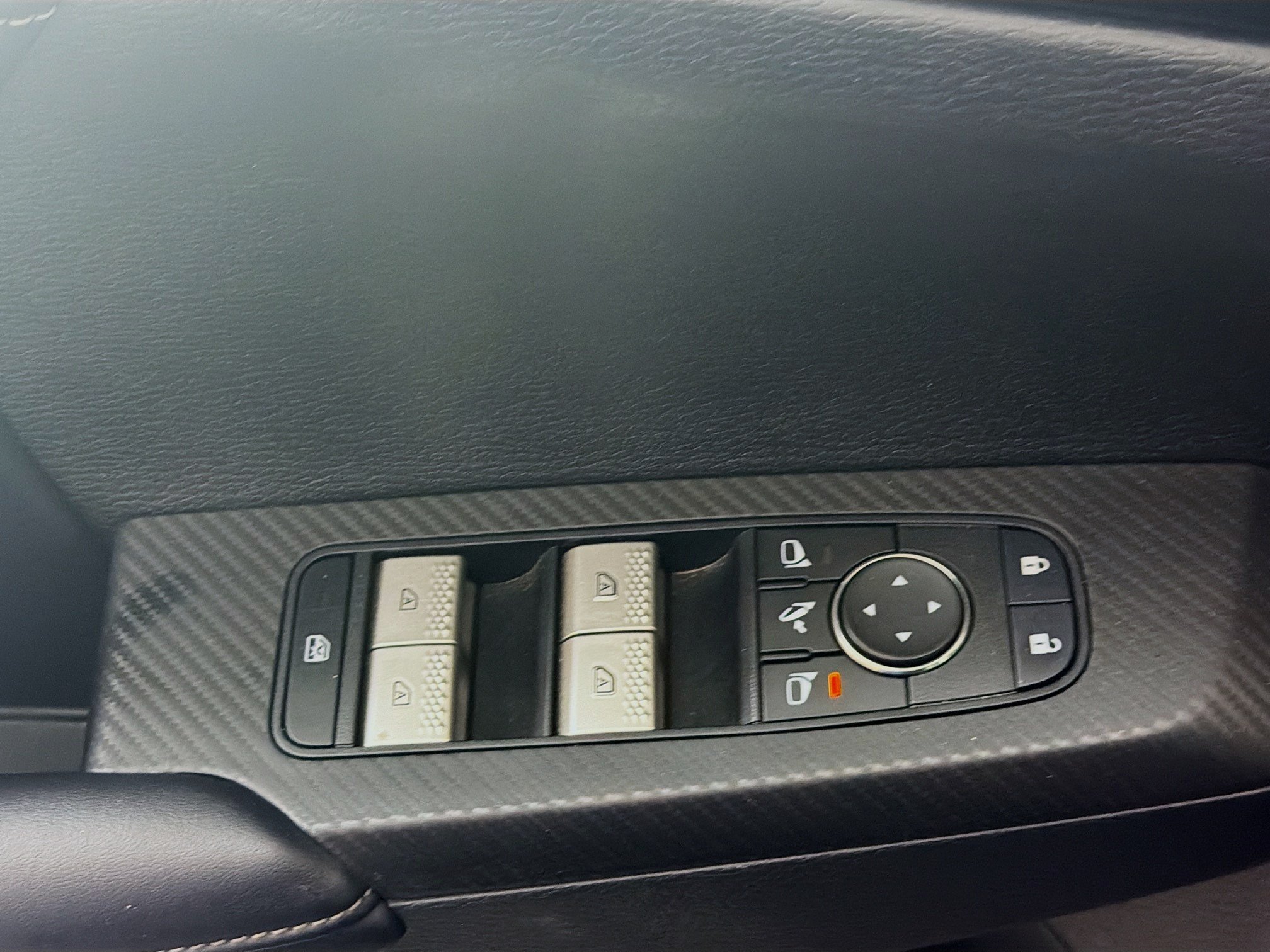 Used 2024 Mitsubishi Outlander SE FWD image 15