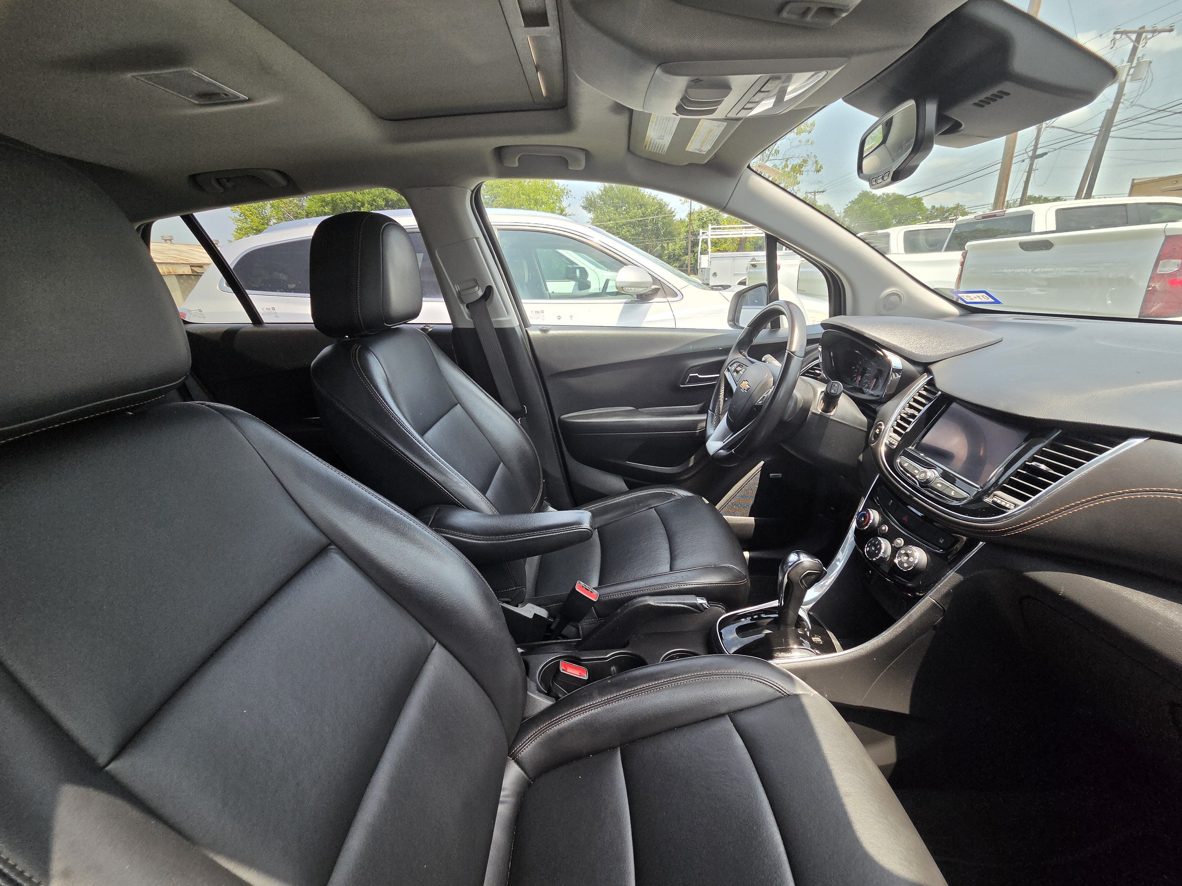 Used 2020 Chevrolet Trax Premier AWD/4WD image 7