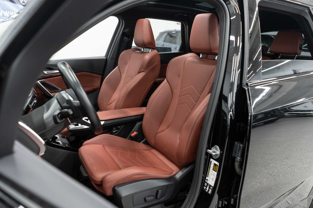 Used 2026 BMW X1 xDrive28i AWD/4WD image 8