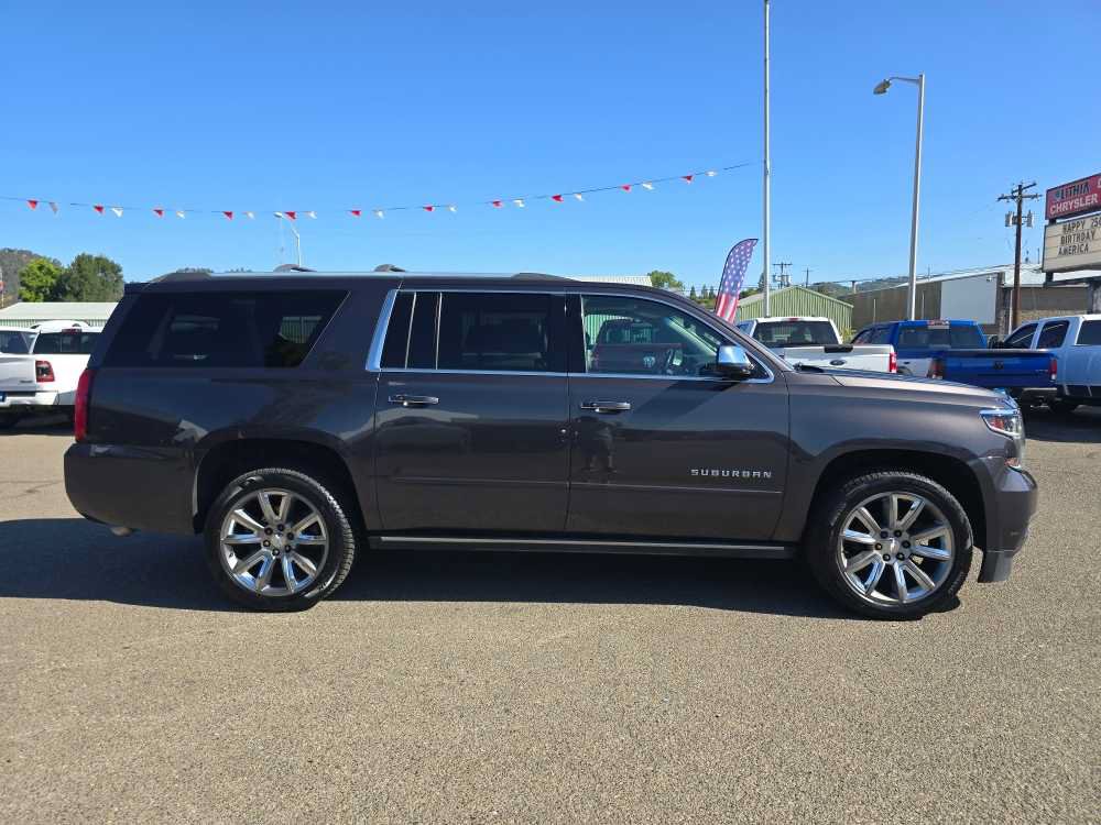 Used 2017 Chevrolet Suburban Premier AWD/4WD image 6