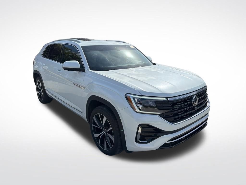 Used 2025 Volkswagen Atlas Cross Sport SEL Premium R-Line image 3