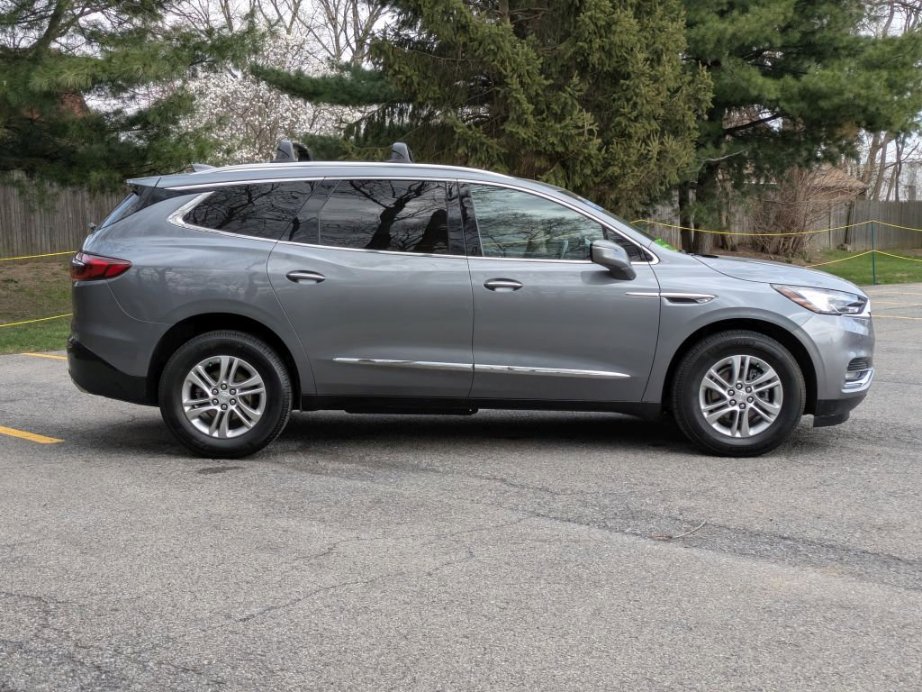 Certified 2021 Buick Enclave Essence w/ Sound and Sites Package image 8
