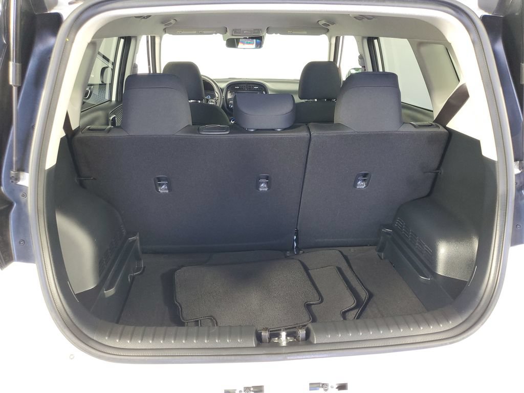 Used 2025 Kia Soul LX FWD image 28