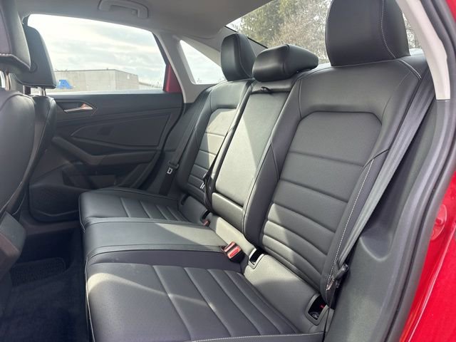 Used 2022 Volkswagen Jetta SE image 21