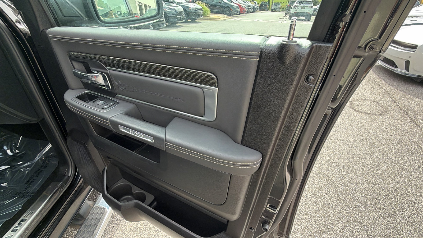 Used 2015 RAM 1500 Limited AWD/4WD image 18
