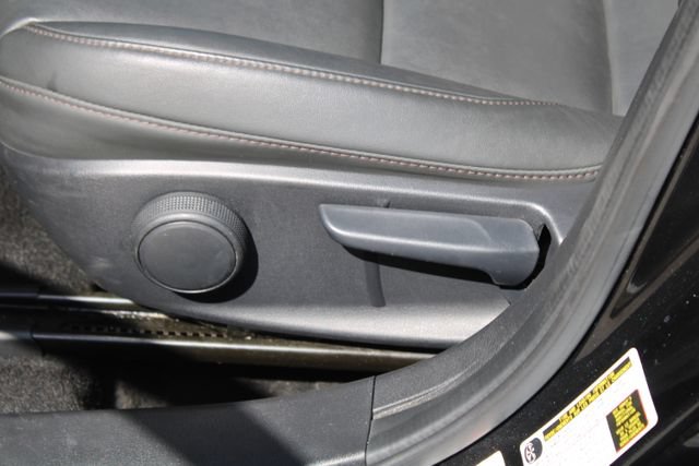 Used 2024 MAZDA MAZDA3 s FWD image 31