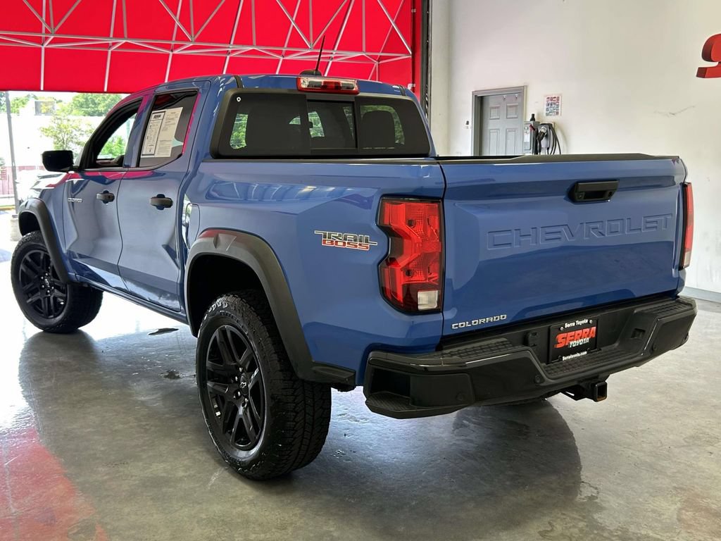 Used 2025 Chevrolet Colorado Trail Boss AWD/4WD image 5