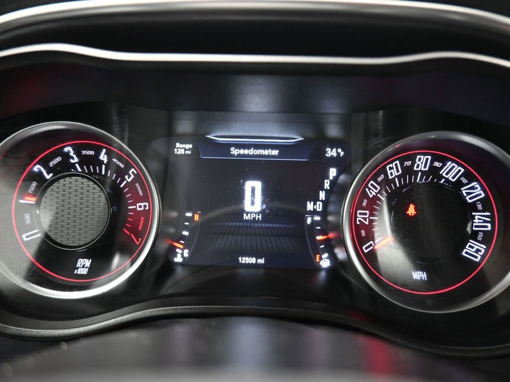 Used 2018 Dodge Challenger SXT w/ Super Sport Group (SS/T) image 15