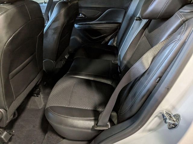 Used 2022 Buick Encore Preferred w/ Safety Package AWD/4WD image 25