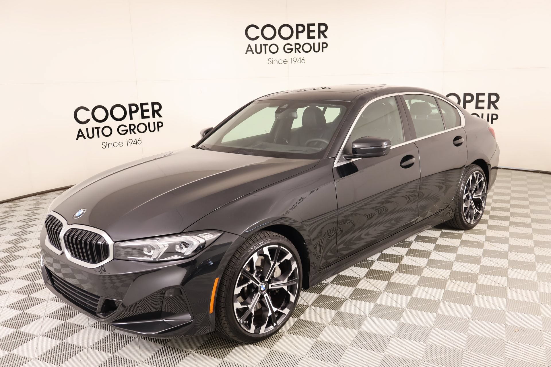 Used 2025 BMW 330i Sedan RWD image 11
