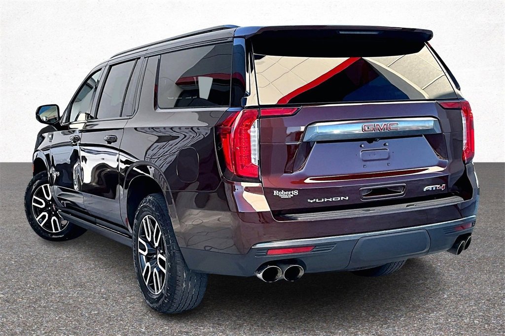Used 2023 GMC Yukon XL AT4 w/ AT4 Premium Plus Package image 5