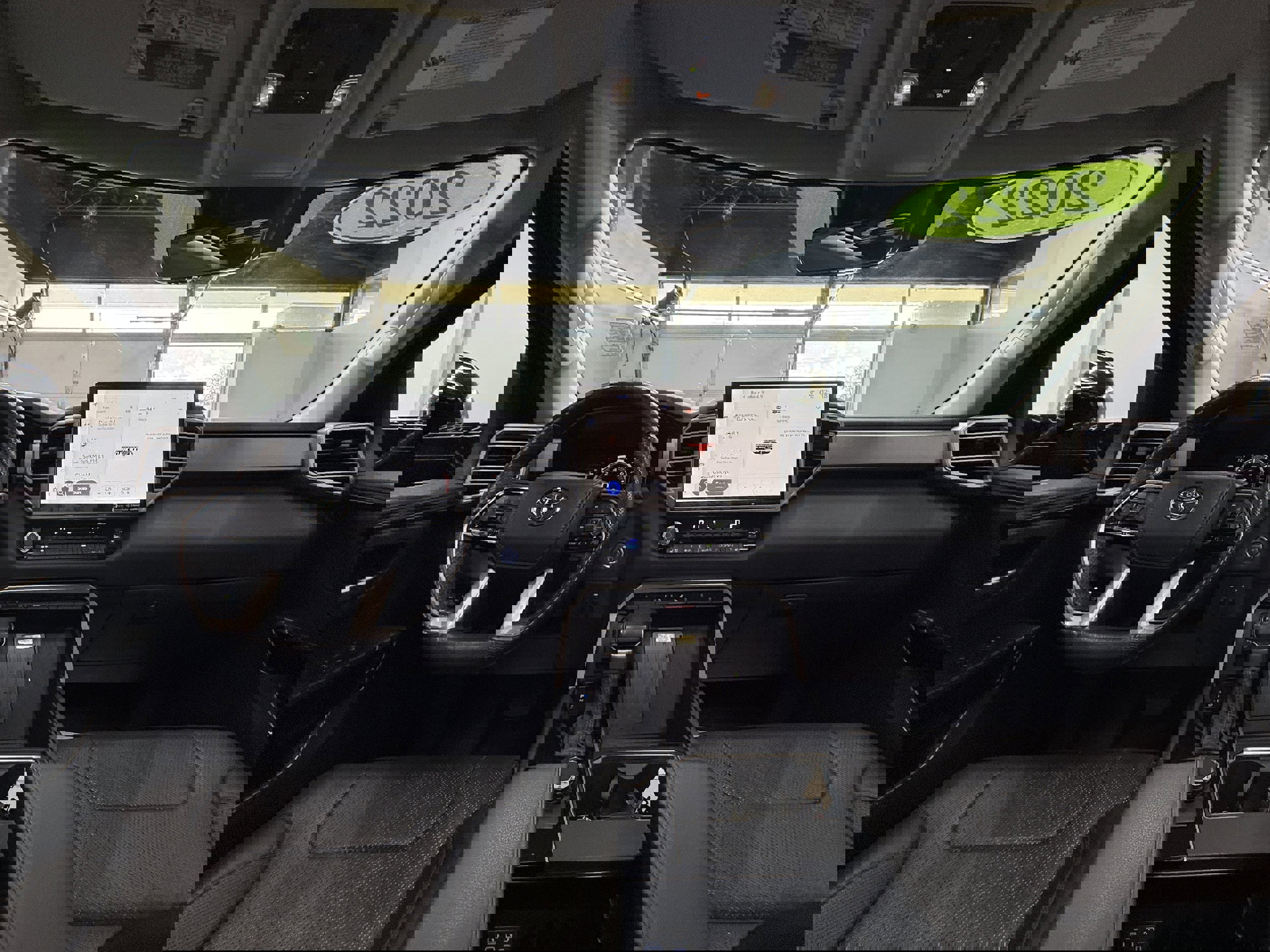 Used 2022 Toyota Tundra Limited image 14