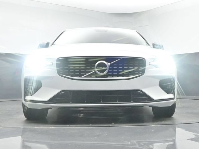 Used 2023 Volvo S60 B5 Core w/ Climate Package AWD/4WD image 12