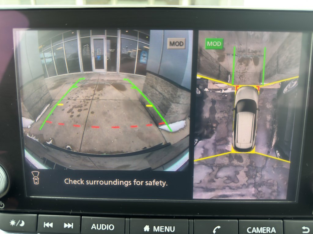 Used 2021 Nissan Rogue SV image 16