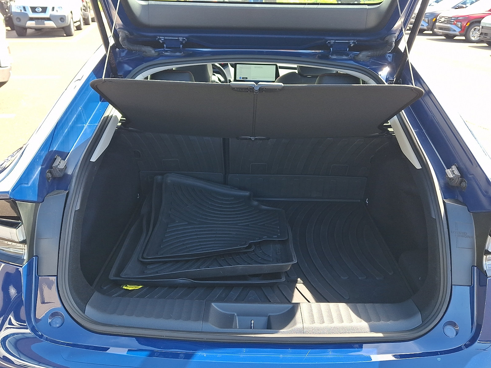 Used 2024 Toyota Prius Prime FWD image 29