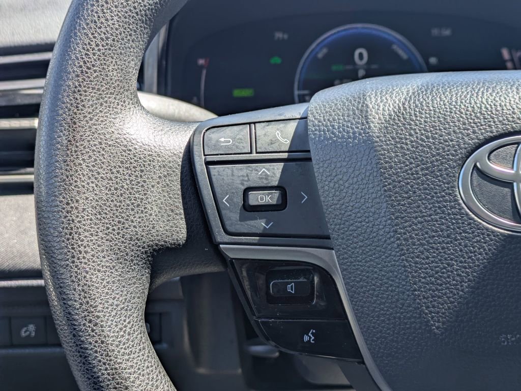 Used 2025 Toyota Camry LE image 22