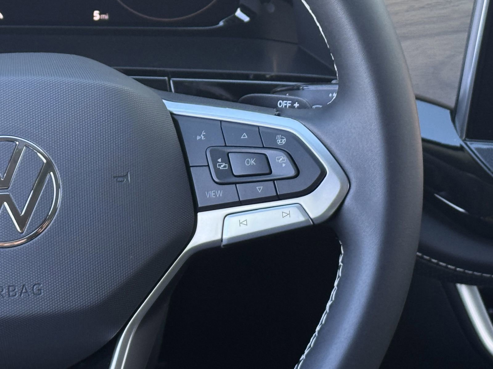 New 2026 Volkswagen Atlas SE image 15