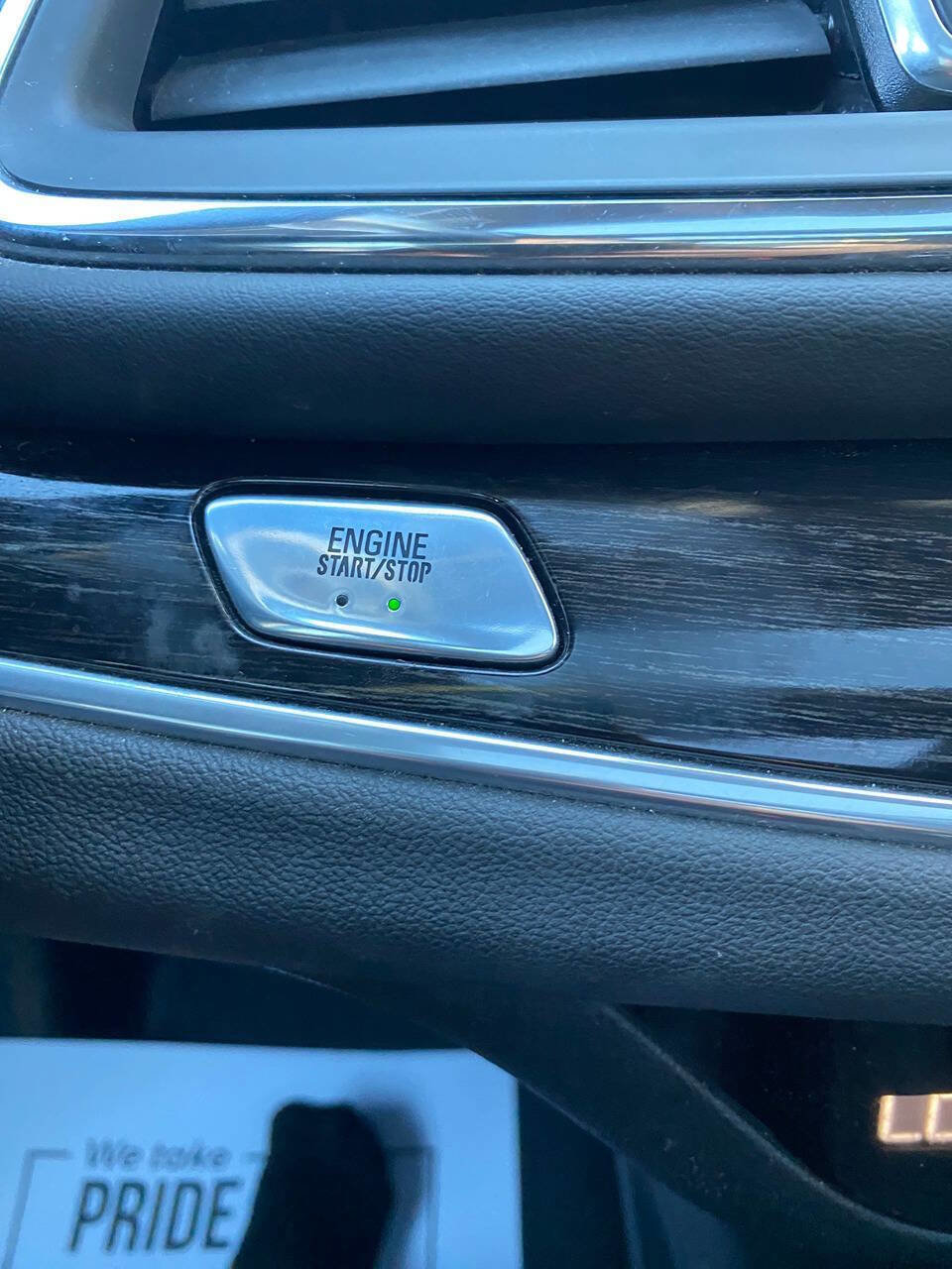 Used 2021 Buick Enclave Avenir AWD/4WD image 37