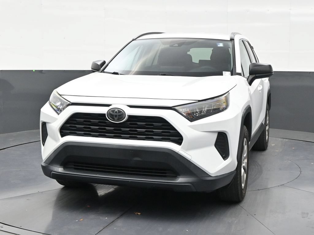Used 2020 Toyota RAV4 LE FWD image 8