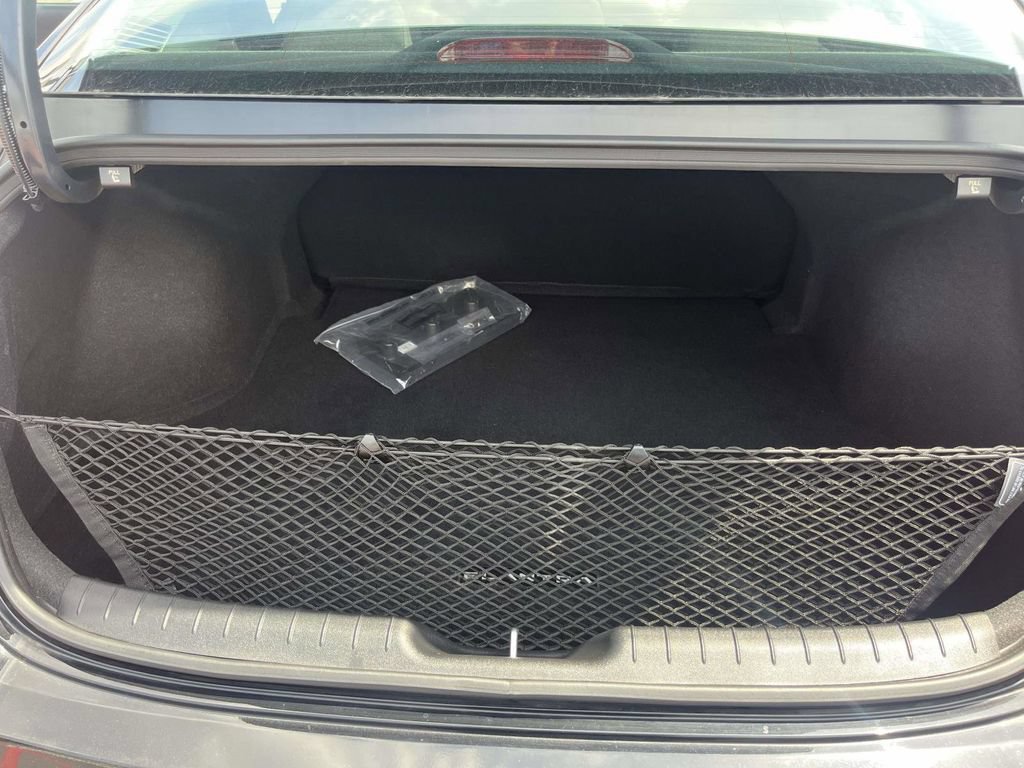 Used 2024 Hyundai Elantra SEL FWD image 7
