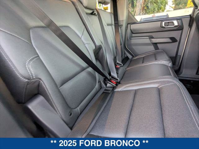New 2025 Ford Bronco Badlands AWD/4WD image 21