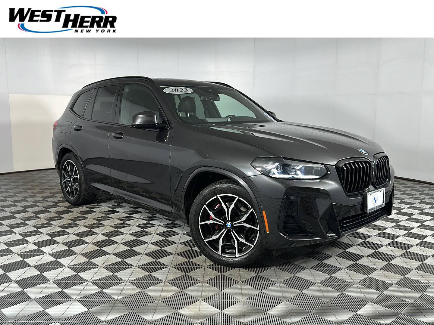 Used 2023 BMW X3 xDrive30i w/ M Sport Package AWD/4WD image 1