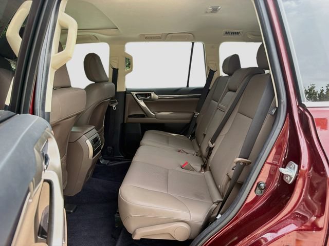 Used 2021 Lexus GX 460 Premium w/ Premium Package AWD/4WD image 21