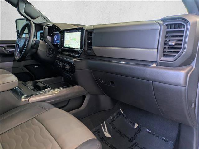 Used 2025 Chevrolet Silverado 2500 ZR2 w/ Technology Package AWD/4WD image 23