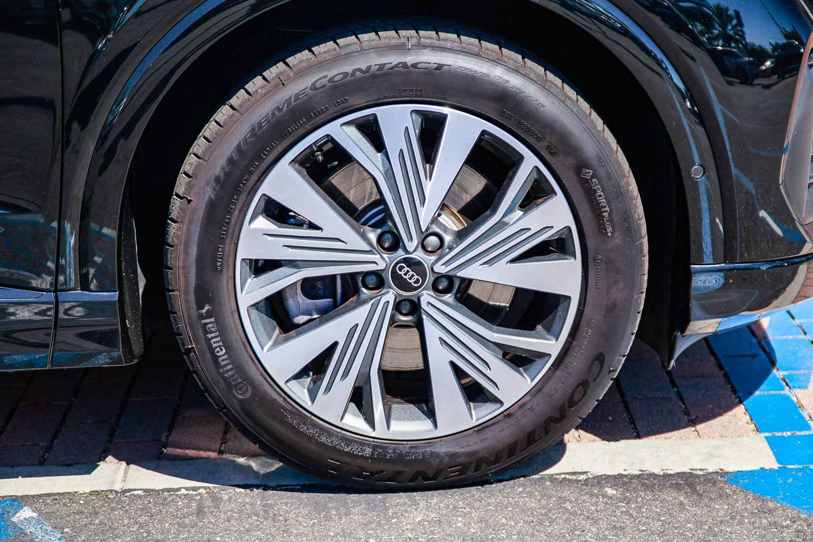 Certified 2023 Audi Q4 e-tron Premium Plus w/ Premium Plus RWD image 11