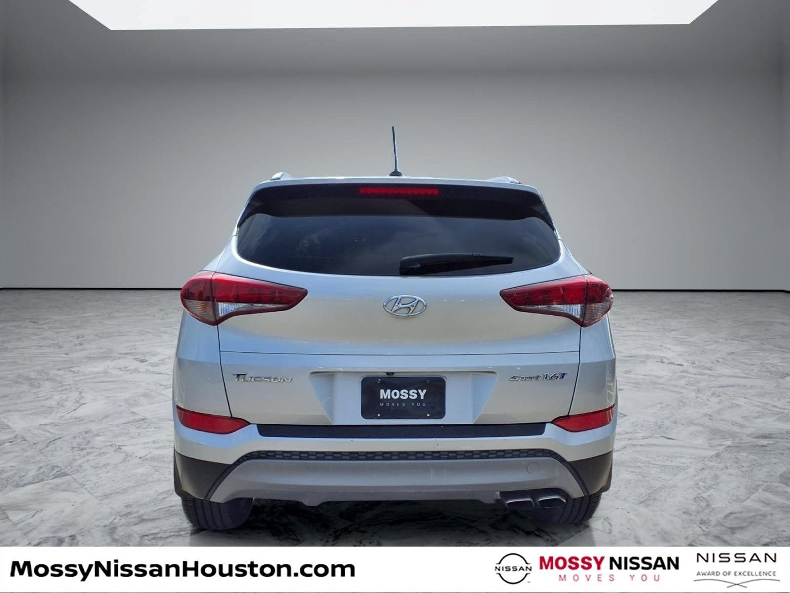 Used 2017 Hyundai Tucson Sport w/ Cargo Package FWD image 6
