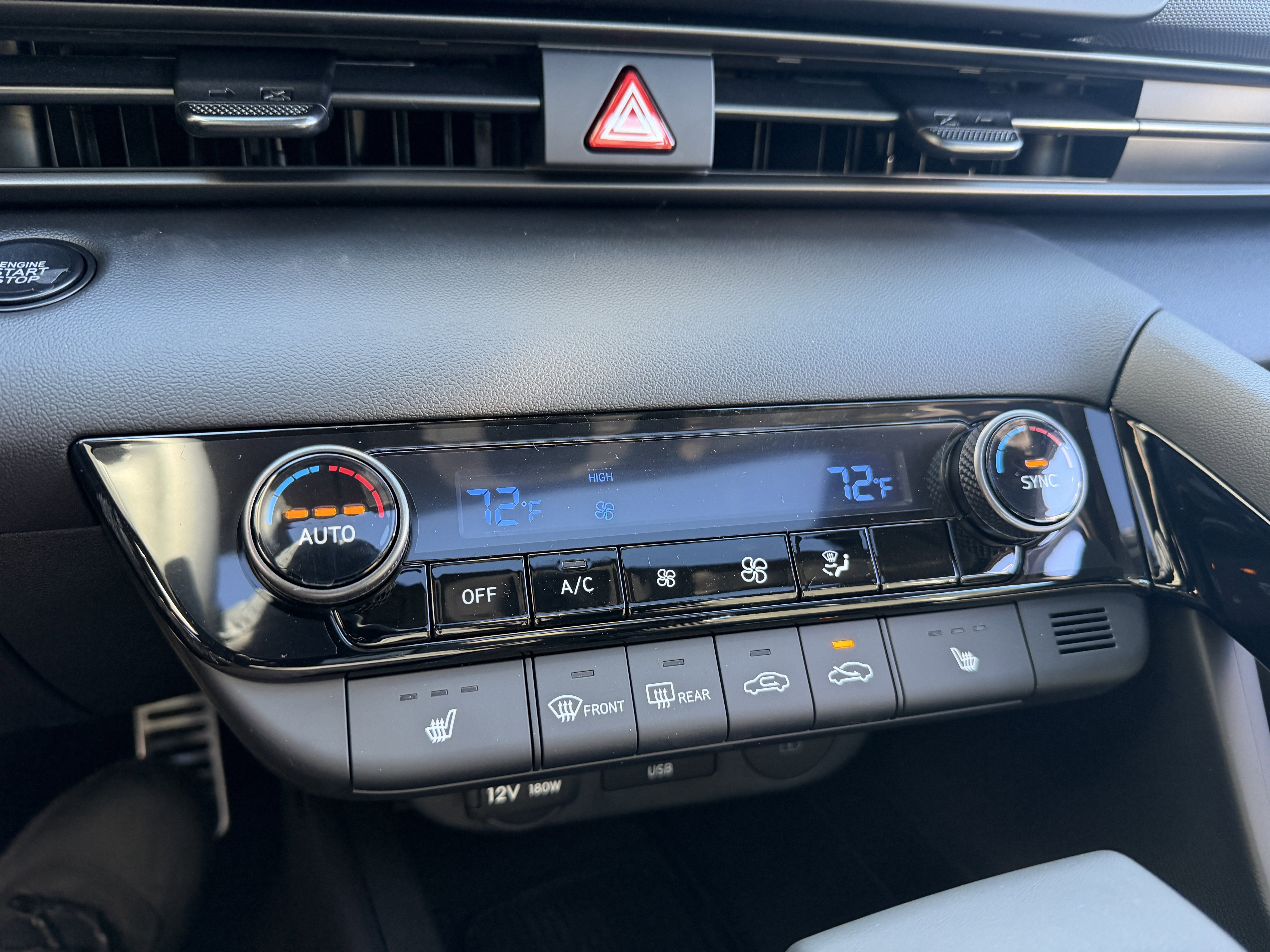 New 2026 Hyundai Elantra SEL Sport FWD image 30
