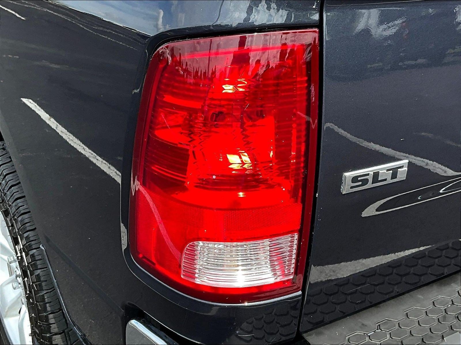 Used 2020 RAM 1500 Classic SLT AWD/4WD image 21