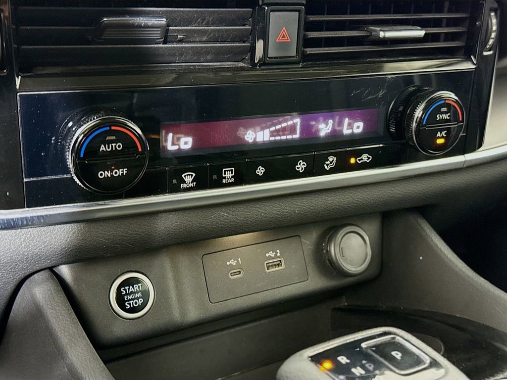 Certified 2021 Nissan Rogue SV AWD/4WD image 8