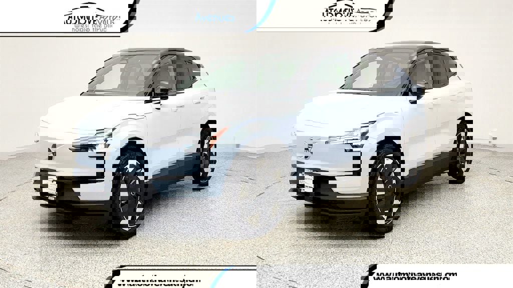 Used 2025 Volvo EX30 Ultra image 1