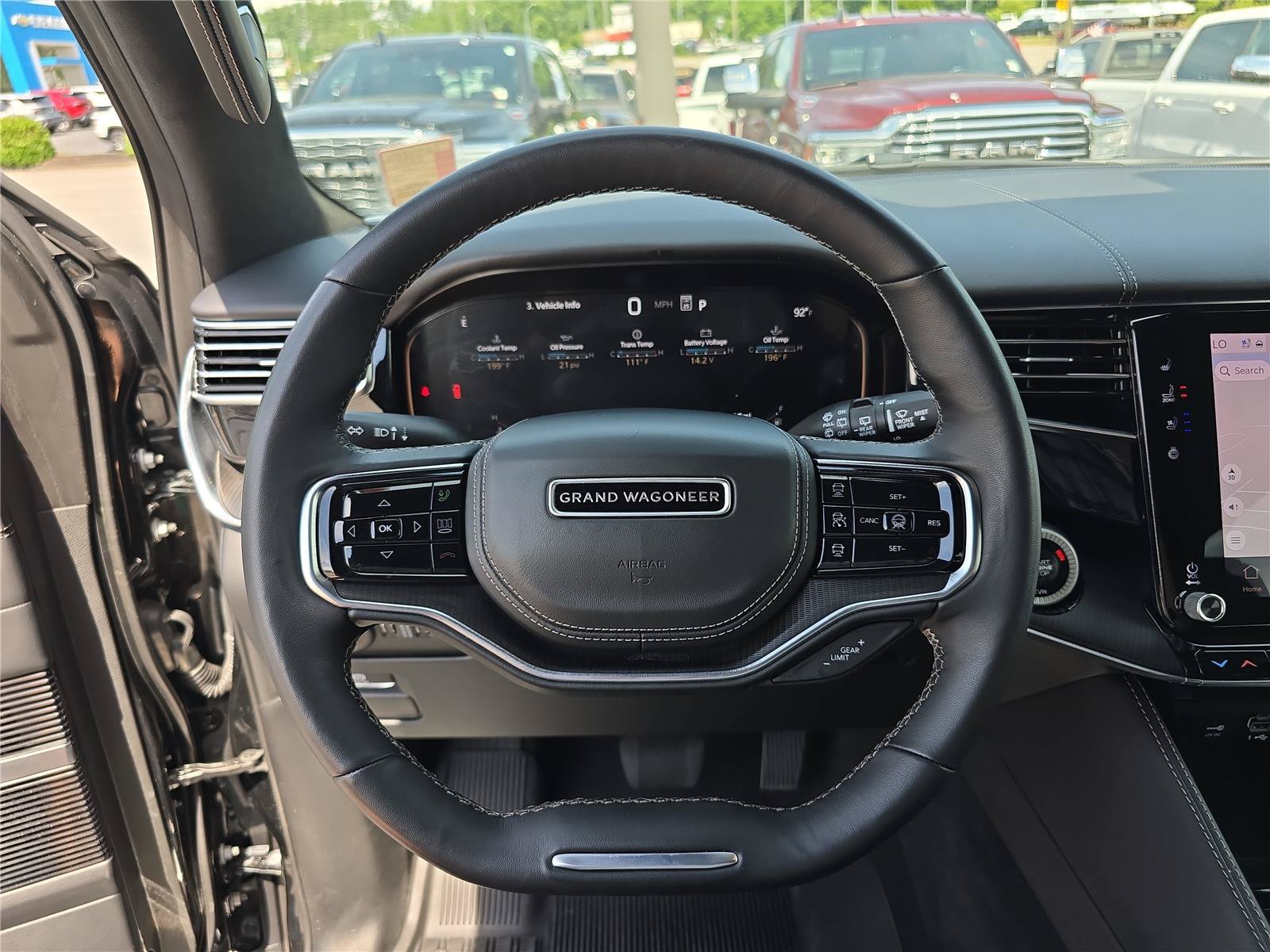 Used 2024 Jeep Wagoneer Series III w/ Premium Group I AWD/4WD image 29