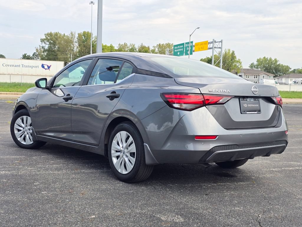Used 2025 Nissan Sentra S FWD image 11