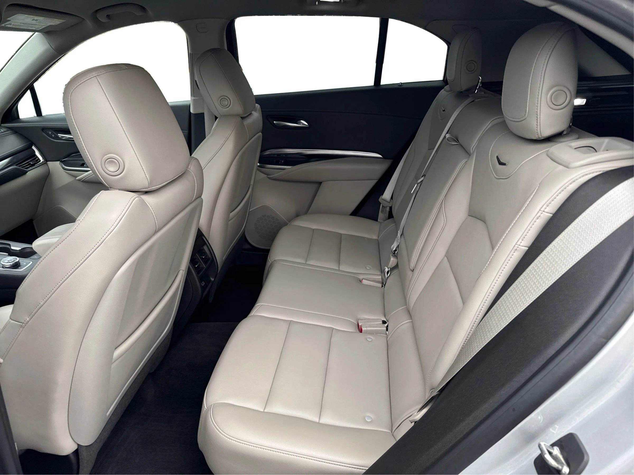 Used 2019 Cadillac XT4 Luxury FWD image 13