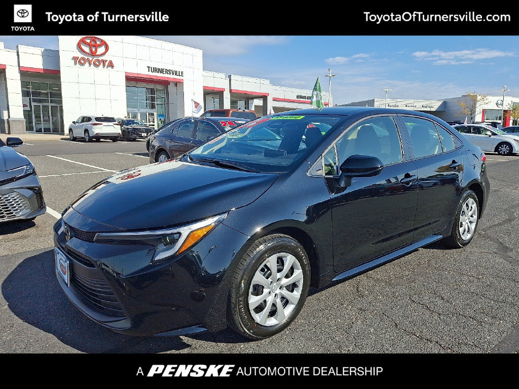 Used 2027 Toyota Corolla LE