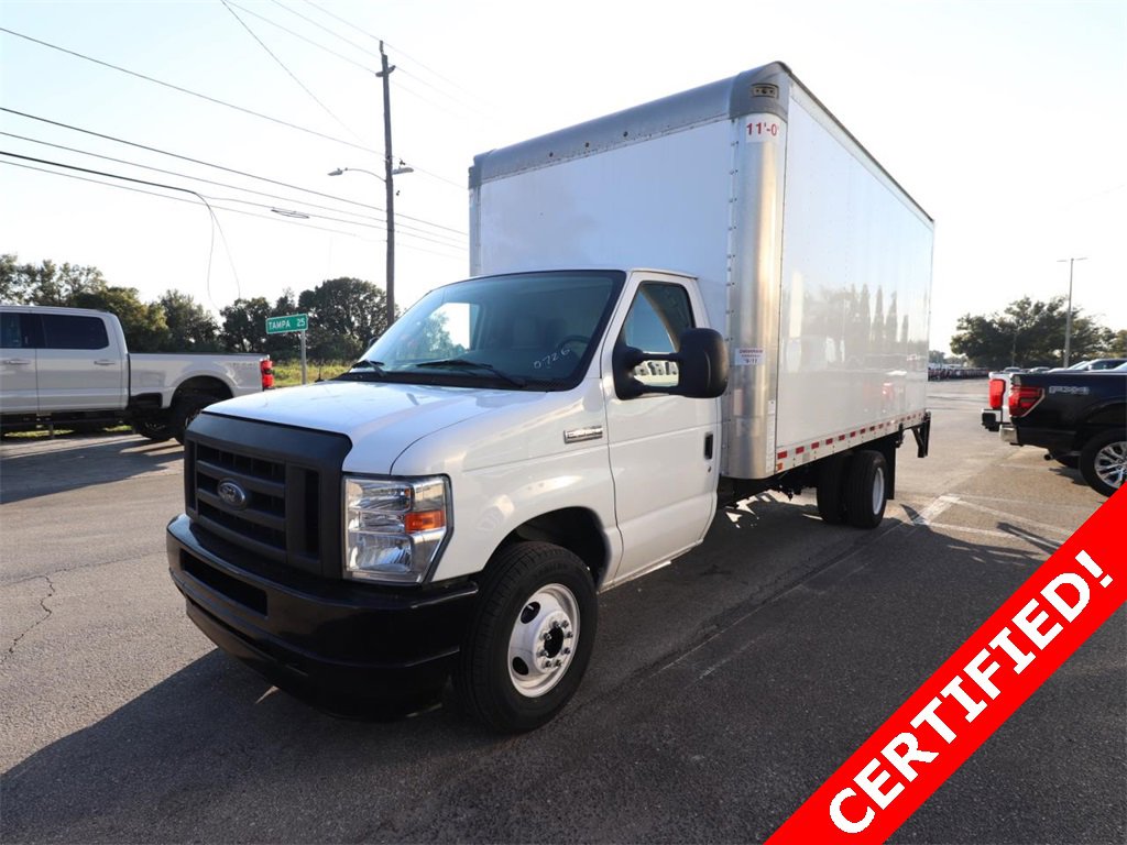 Used 2022 Ford E-350 and Econoline 350 Super Duty w/ Power Windows & Locks Group image 3