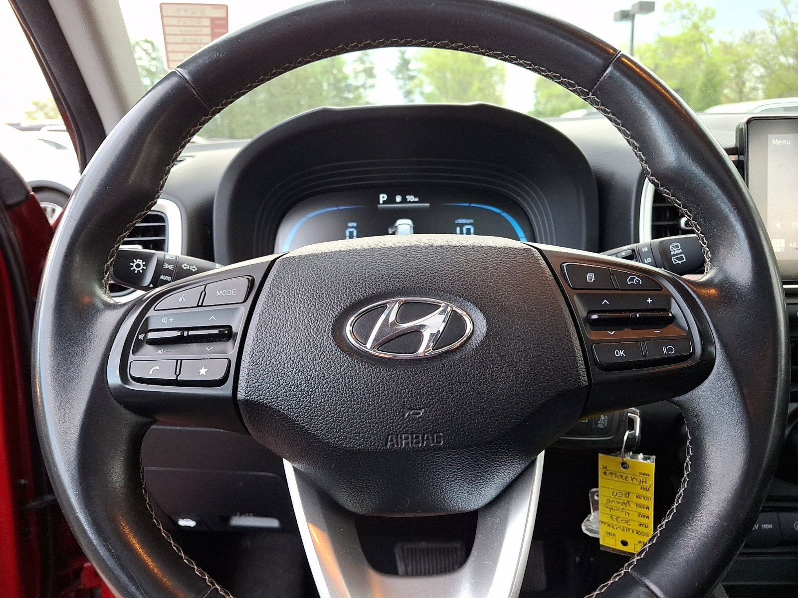 Used 2023 Hyundai Venue SEL FWD image 23
