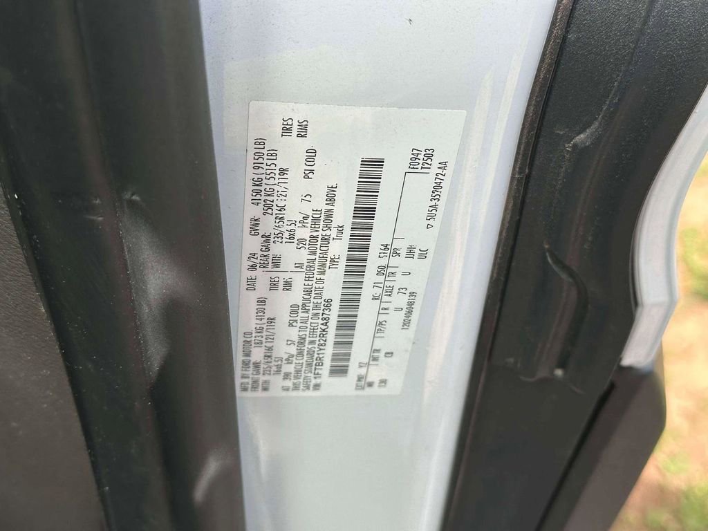 Used 2024 Ford Transit 250 Low Roof w/ Exterior Upgrade Package RWD image 17