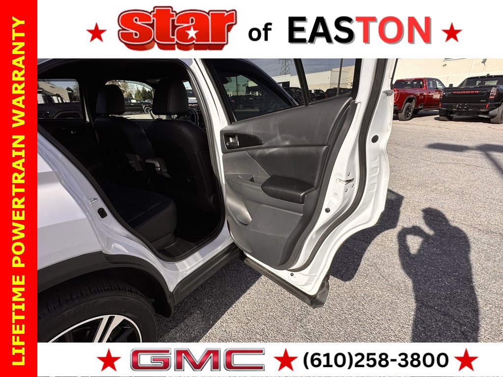 Used 2023 Mitsubishi Eclipse Cross SEL image 13